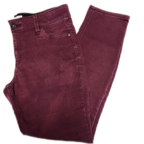 5/$55 Liz Claiborne Maroon Burgandy Tummy Control Slim Straight Leg Jeans, 8 - Picture 1 of 5